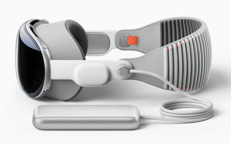 Apple Vision Pro AR/VR Headset: A Potential Game-Changer or a Risky Endeavor?